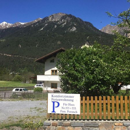 Haus-Nummer 355 Bei Renate & Roland Pfunds Exteriér fotografie